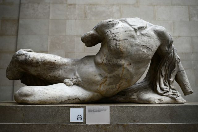 «Καρφί» στο Βρετανικό Μουσείο: «Τα Γλυπτά του Παρθενώνα έχουν ανάγκη το αττικό φως»