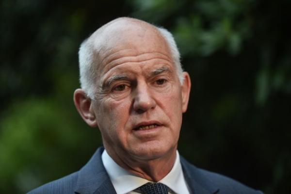 Παπανδρέου: Χάθηκε πολύτιμος χρόνος στην αντιμετώπιση της οικονομικής κρίσης