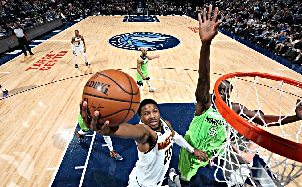 Με το ζόρι οι Νάγκετς, «σφαλιάρα» για Σίξερς