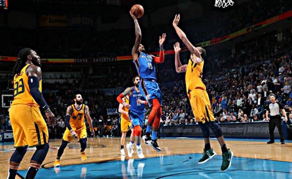 Το απίθανο buzzer beater του Τζορτζ στο Νο1 του Top 10