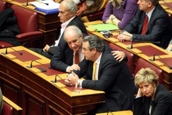 «Ανορθόγραφος» Καμμένος για ορκωμοσία Κουίκ