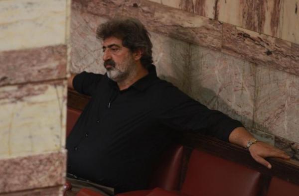 Νέα αθλιότητα Πολάκη κατά δημοσιογράφου, ταυτίζοντας τον εαυτό του με τον Τσίπρα