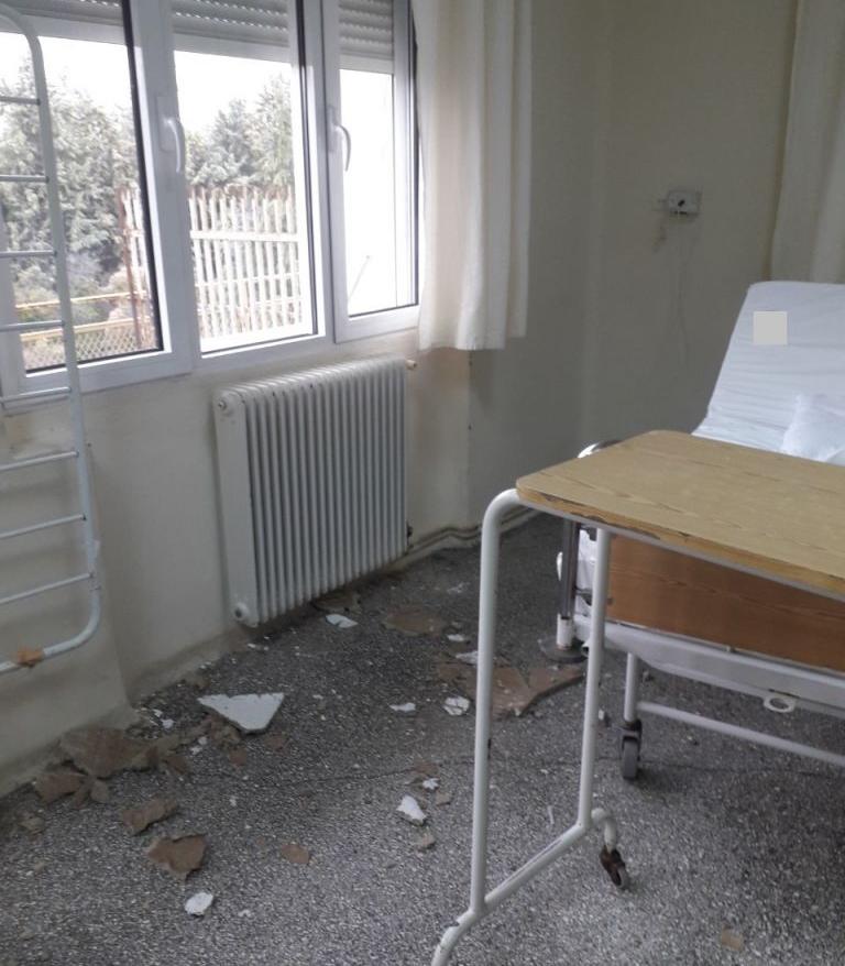 Πέφτουν σοβάδες δίπλα σε ασθενείς στο νοσοκομείο του Κιλκίς