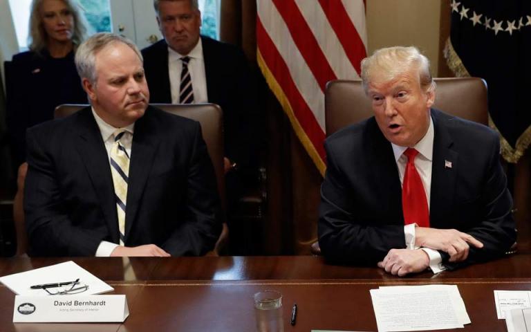 Ο Τραμπ όρισε υποψήφιο υπουργό Εσωτερικών τον Ντέιβιντ Μπέρνχαρντ