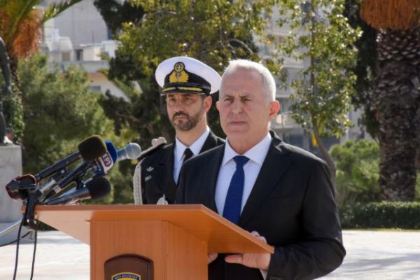 Αποστολάκης: Οι ελληνικές Ενοπλες Δυνάμεις μάχονται για την ειρήνη