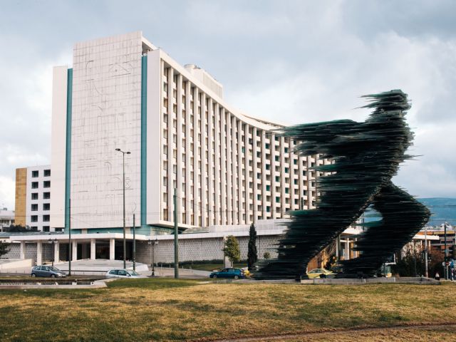 To Costa Navarino αποκτά τον έλεγχο του Hilton - Φεύγουν οι Τούρκοι από το ξενοδοχείο