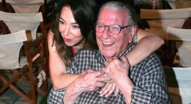 Κώστας Βουτσάς: Το μήνυμα της Αλίκης Κατσαβού για την επέτειο γάμου