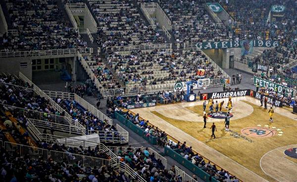 ΠΑΟ… χωρίς κάγκελα