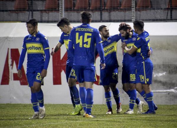 «Κρέμασε» τον Καλογεράκη ο Μπαστιάνος για το 1-0 του Αστέρα (vid)