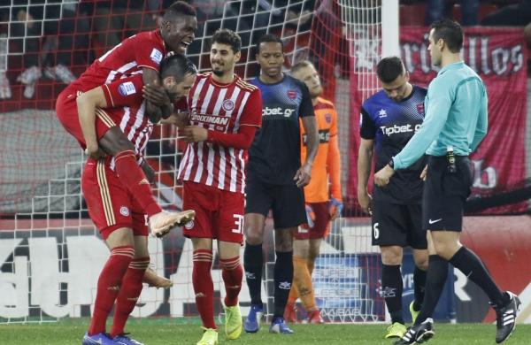 Ολυμπιακός – Πανιώνιος: Τα γκολ και οι φάσεις από το ματς (vid)