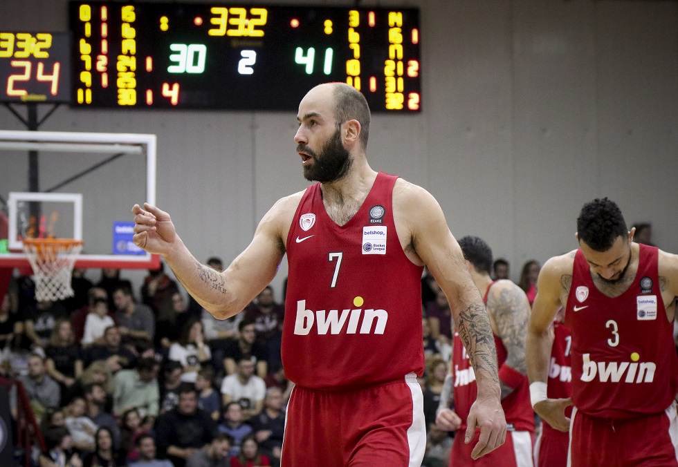 Ο Σπανούλης έφτασε τον Παναγιώτη Γιαννάκη