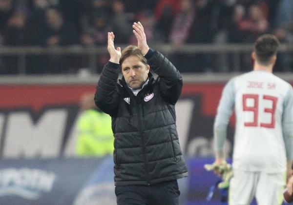 Μαρτίνς: Σας πιστεύω, θα τους πατήσετε