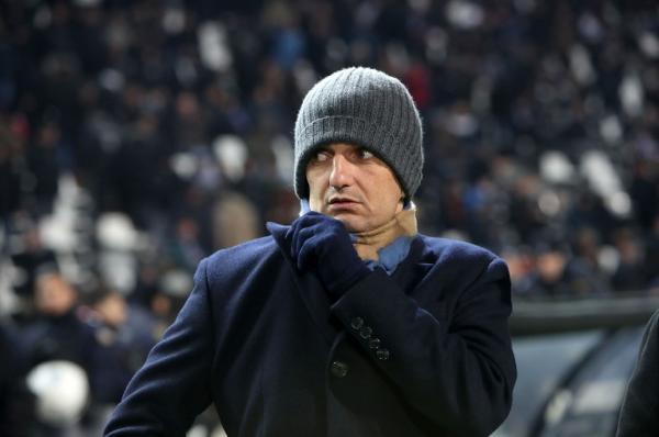 Σιμιτζόγλου και Λαΐνης θα καλέσουν τον Λουτσέσκου;