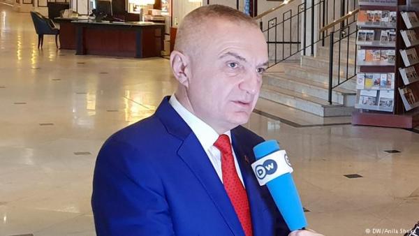 Ίλιρ Μέτα: «Ιστορική» η συμφωνία για το ονοματολογικό