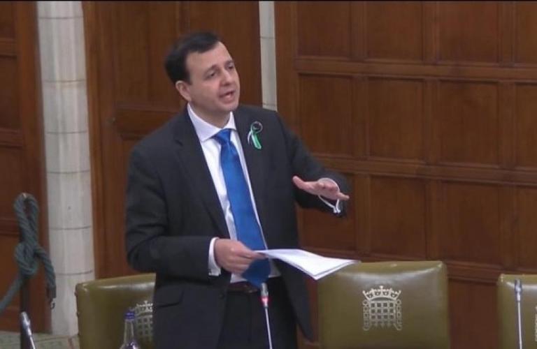 Brexit: Ενδοκυβερνητική κρίση με αφορμή τα δικαιώματα των Ευρωπαίων πολιτών