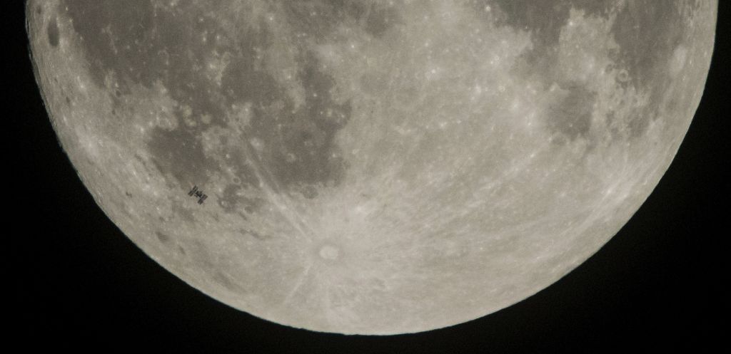 NASA: Αυτή τη φορά αστροναύτες θα πάνε στη Σελήνη για να μείνουν