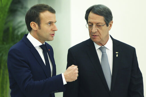 Γαλλική... βοήθεια στην Κύπρο - Συμφωνία για ναύσταθμο στο Μαρί