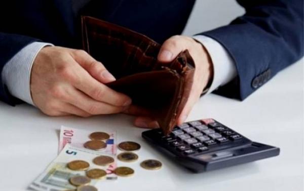 Φορολογικό «κραχ» – Απλήρωτοι φόροι 11 δισ. από νοικοκυριά και επιχειρήσεις