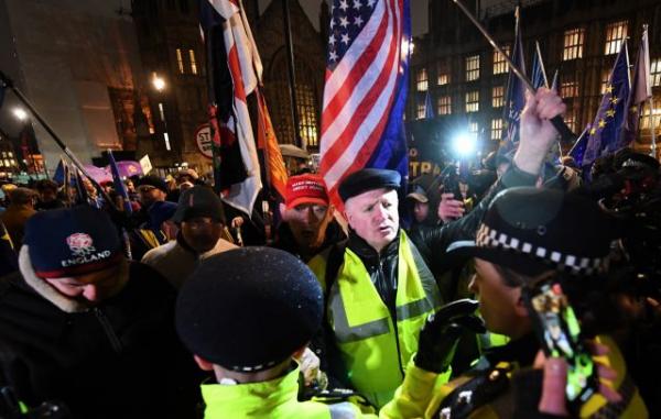 Brexit: Η χώρα «θα μετάνιωνε για πάντα» μια έξοδο από την ΕΕ χωρίς συμφωνία