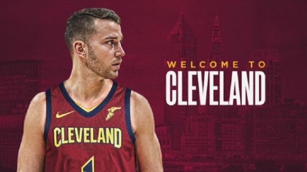 NBA: «Ιππότης» ο Νικ Στάουσκας