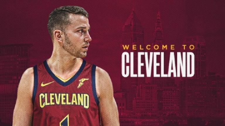 NBA: «Ιππότης» ο Νικ Στάουσκας