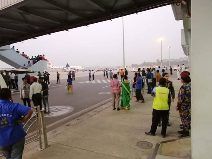 Απόπειρα αεροπειρατείας σε πτήση για το Ντουμπάι – Παραμένει στο αεροσκάφος ο ύποπτος