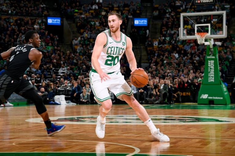 Nίκη και χωρίς Ίρβινγκ οι Σέλτικς, διπλά για Σίξερς και Χιτ