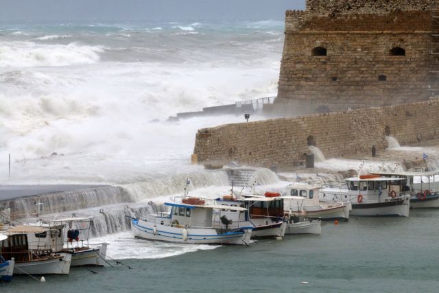 Κρήτη: Βιβλική καταστροφή - Αγωνία για τον αγνοούμενο [εικόνες]