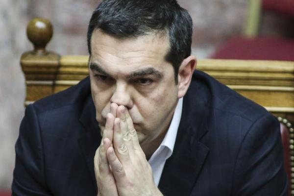 Οι δημοσκοπήσεις – κόλαφος, οι εισηγήσεις στον Τσίπρα για τις εκλογές και το νέο σύνθημα του ΣΥΡΙΖΑ
