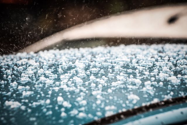 Χαλαζόπτωση στο κέντρο της Αθήνας