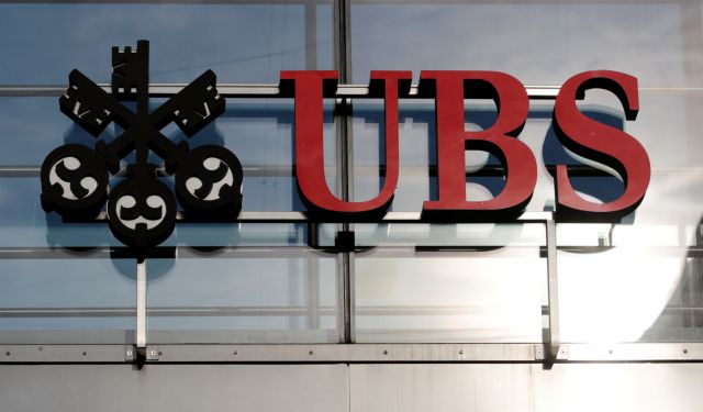 UBS: Αναβαθμίζει τις συστάσεις για Alpha και Eurobank