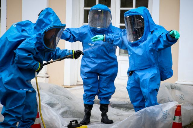 Στο Γενικό Χημείο του Κράτους οι ύποπτοι φάκελοι από τα δικαστήρια Πειραιά