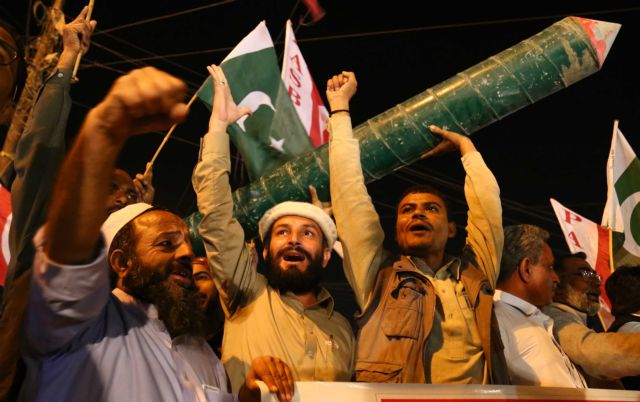 Στο «κόκκινο» η ένταση ανάμεσα σε Ινδία – Πακιστάν