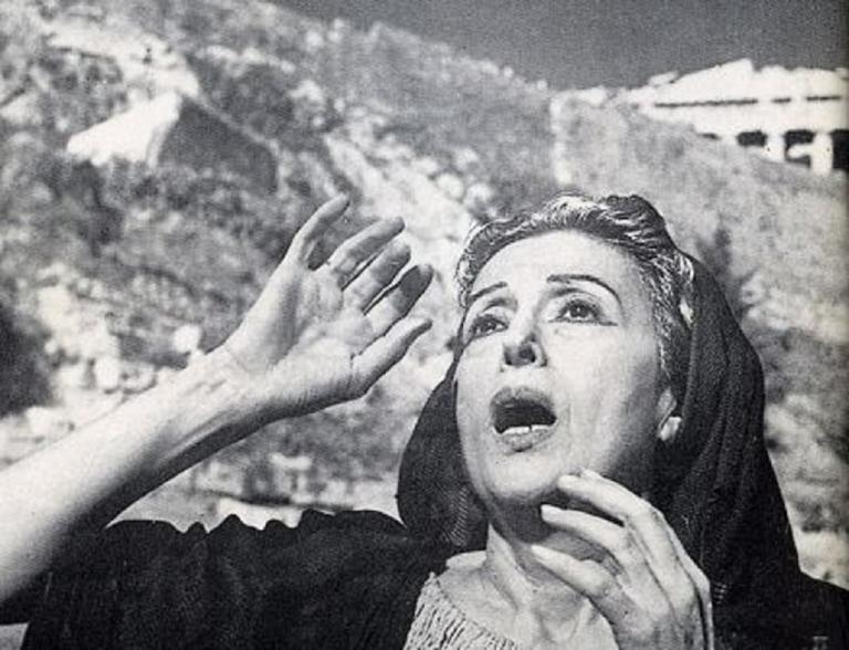 Σαν σήμερα πέθανε η Κατίνα Παξινού