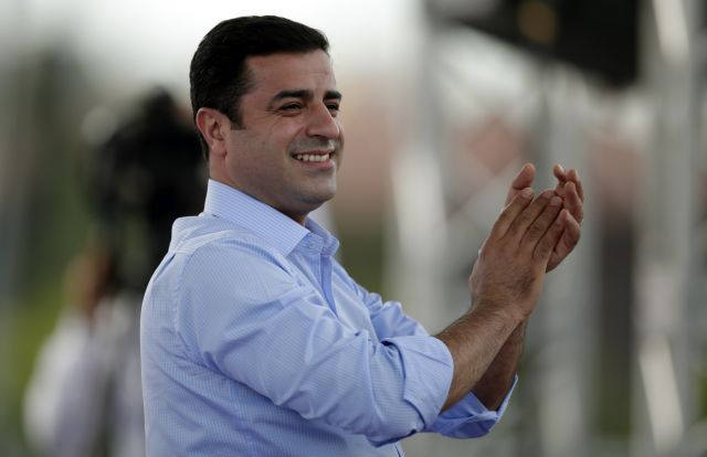 Το YouTube κατέβασε την προεκλογική ομιλία Ντεμιρτάς