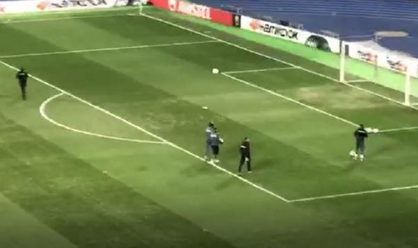 Αποκλειστικά βίντεο: Η προθέρμανση του Ολυμπιακού και της Ντιναμό