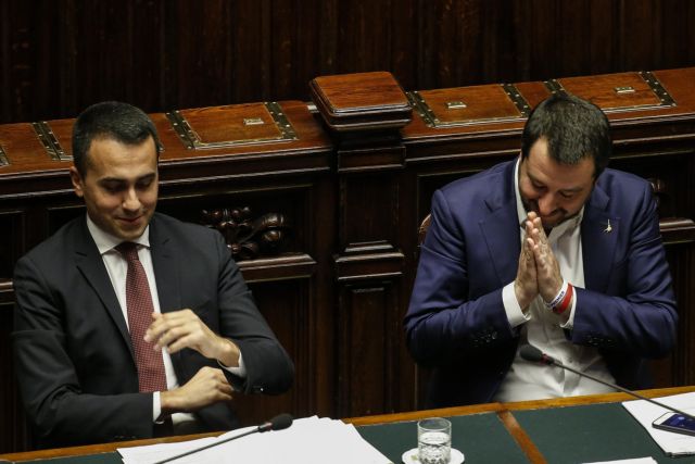 «Γλίτωσε» την δίκη ο Σαλβίνι – Τον «έσωσαν» οι Πέντε Αστέρες