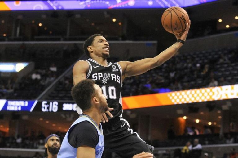 Χαμογέλασαν οι Σπερς σε χιτσκοκικό φινάλε