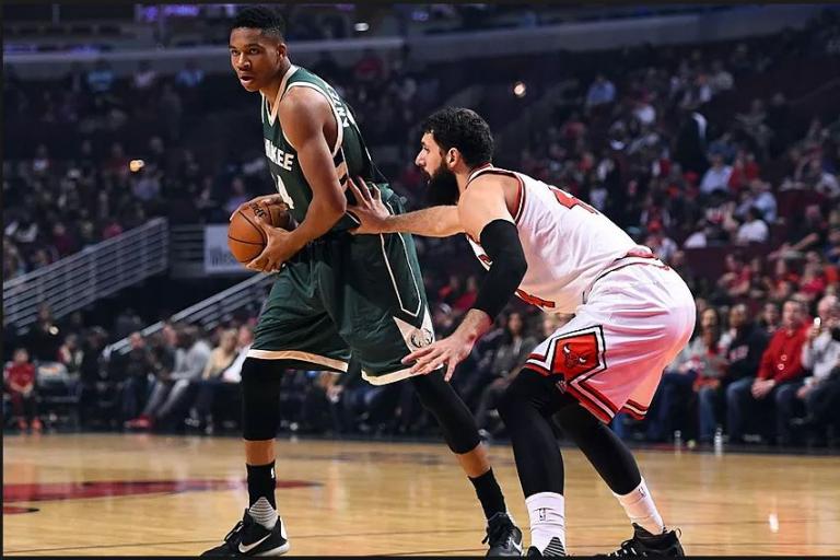 Συμπαίκτης του Αντετοκούνμπο στους Μπακς ο Μίροτιτς