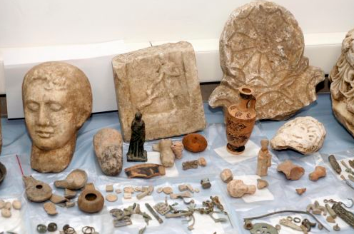 Ηράκλειο: Σύλληψη δύο ατόμων για παραβάσεις της νομοθεσίας περί προστασίας αρχαιοτήτων
