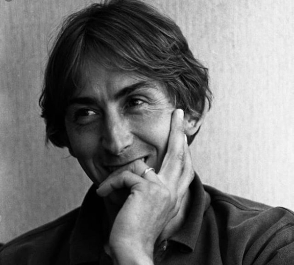 Θρήνος για το θάνατο του Mark Hollis των Talk Talk