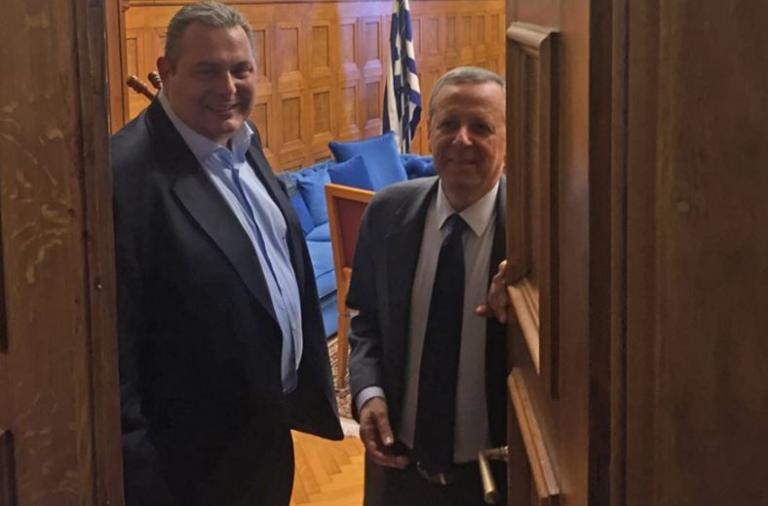 Η συμφωνία των Πρεσπών και το φιλί της ζωής στα… ορφανά της Δεξιάς