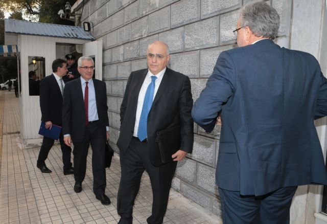 Banks, government seek compromise on foreclosures, NPLs