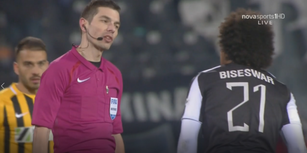 «Στόλισε» με… γαλλικά τον Χάνσεν ο Μπίσεσβαρ