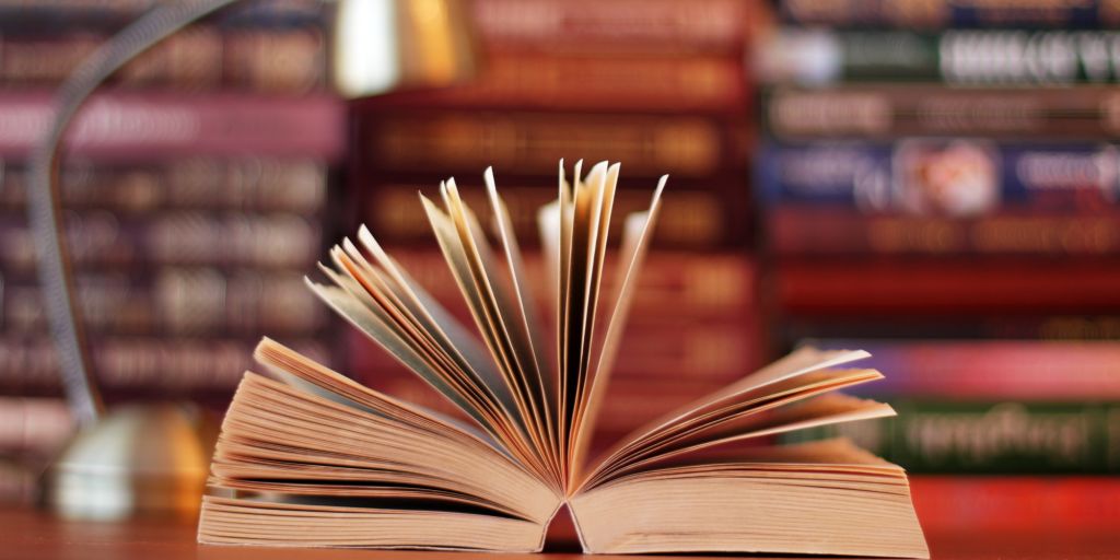 Ο «Δείκτης Χόκινγκ» μαρτυρά πόσοι ολοκληρώνουν την ανάγνωση ενός βιβλίου