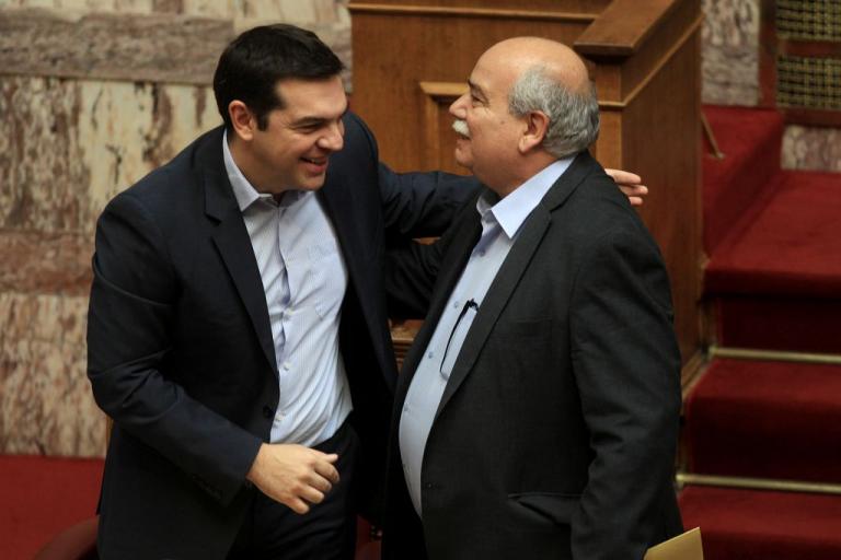 Θα υποκύψει ο Τσίπρας στις απειλές Καμμένου; – Μαγειρέματα για τα προνόμια του πρώην συγκυβερνήτη