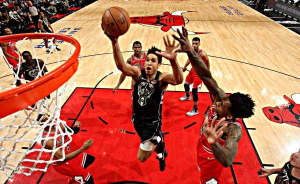 Άλωσαν το Σικάγο χωρίς τον λαβωμένο Αντετοκούνμπο οι Μπακς