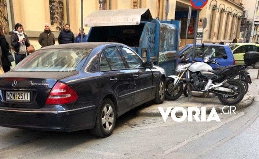 Θεσσαλονίκη: ΙΧ παρέσυρε και τραυμάτισε τρεις πεζούς
