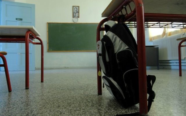 ΟΛΜΕ σε Γαβρόγλου: Μαθητές με γρίπη πηγαίνουν σχολείο για να μη μείνουν από απουσίες