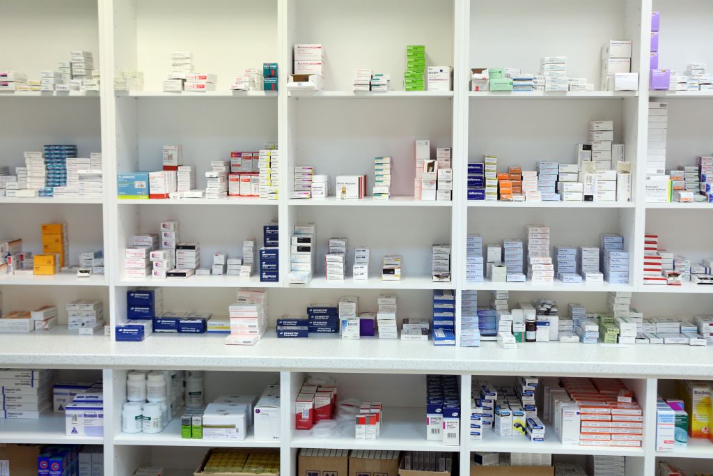 Η ΕΕ βάζει νέους κανόνες στην συνταγογράφηση φαρμάκων